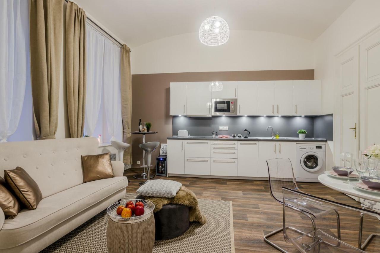 Prague Apt Near Charles Bridge By Michal&Friends 外观 照片