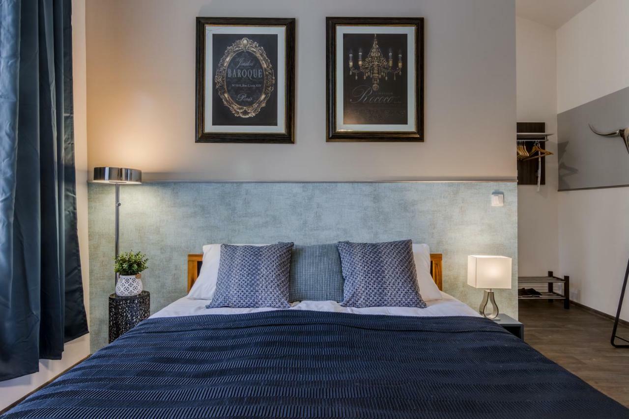 Prague Apt Near Charles Bridge By Michal&Friends 外观 照片